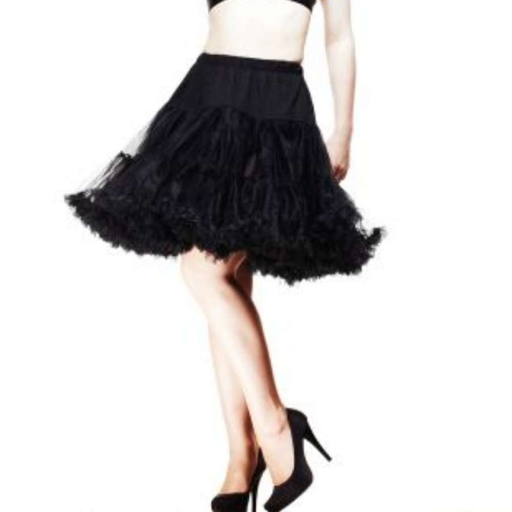 NWT Va Va Voluminous Short Petticoat by Hell Bunny